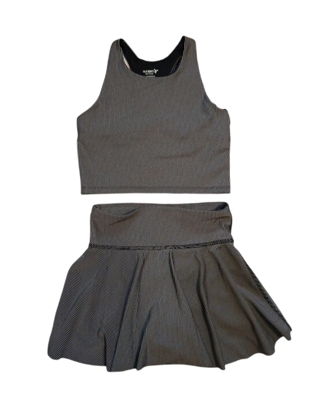 Old Navy Active Black & White Striped Crop Top and Pleated Skort‎ Set Girls/8